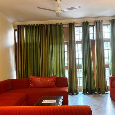Under My Roof Green Park Νέο Δελχί Εξωτερικό φωτογραφία